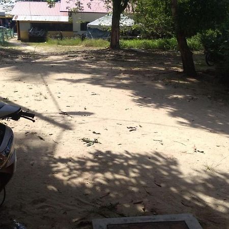 Nipahmas Chalet Pekan Pangkor Bagian luar foto