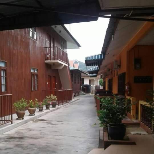 Nipahmas Chalet Pekan Pangkor Bagian luar foto